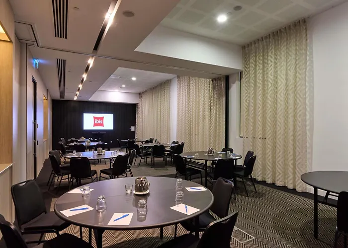 Ibis Adelaide
